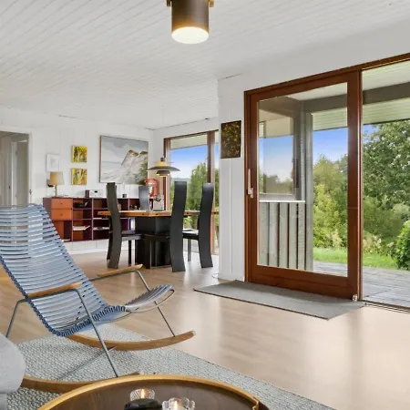 Holiday home Gundhild - 250m From The Sea In Djursland And Mols By Interhome *